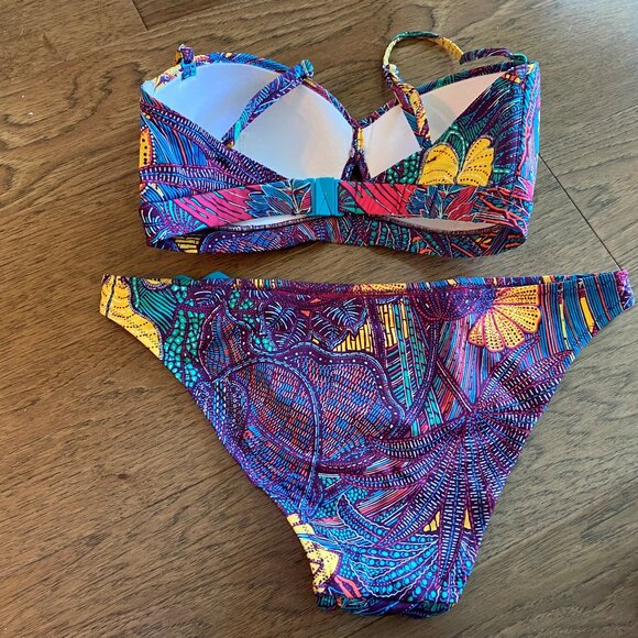 Bikini coloré turquoise-bleu-jaune-rouge...... - Picture 2 of 5